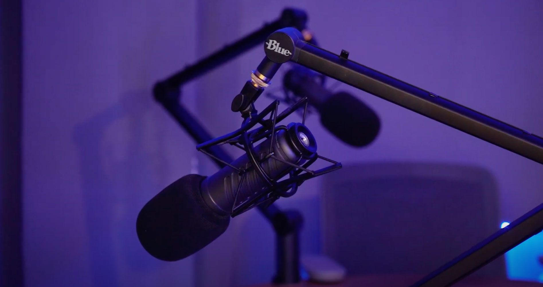 Microphpones-Podstream Studios